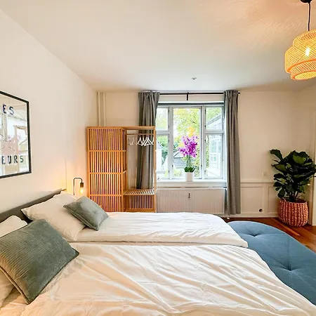 Apartman Stylish House In With Private Entrance *
