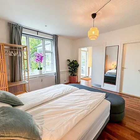 Stylish House In With Private Entrance Apartman Århus