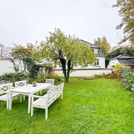 Stylish House In With Private Entrance Århus